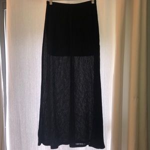 PacSun black maxi skirt